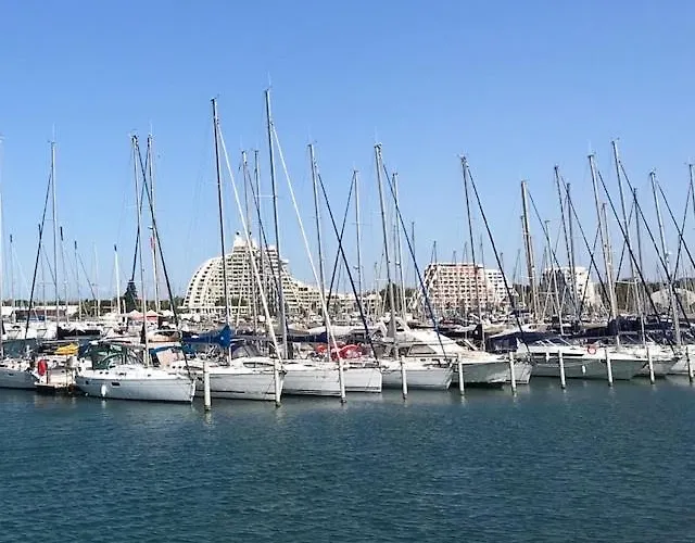 Vue Mer, Terrasse,clim, Wifi, Parking, Piscine La Grande-Motte